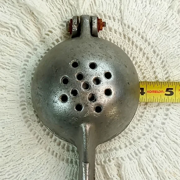 Vintage Die Cast Aluminum Lemon+Lime Hand Juicer/Squeezer/Press - Picture 7 of 10